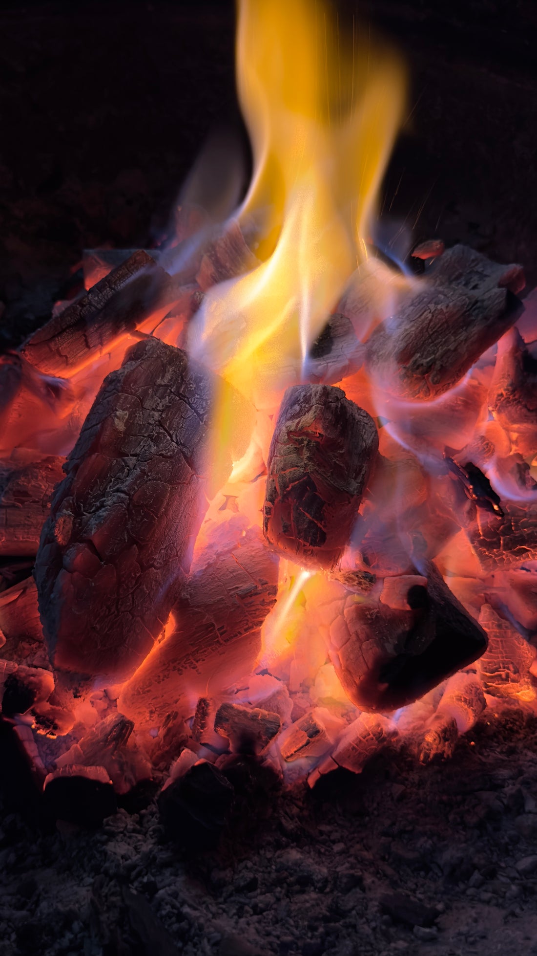 Hardwood Lump Charcoal